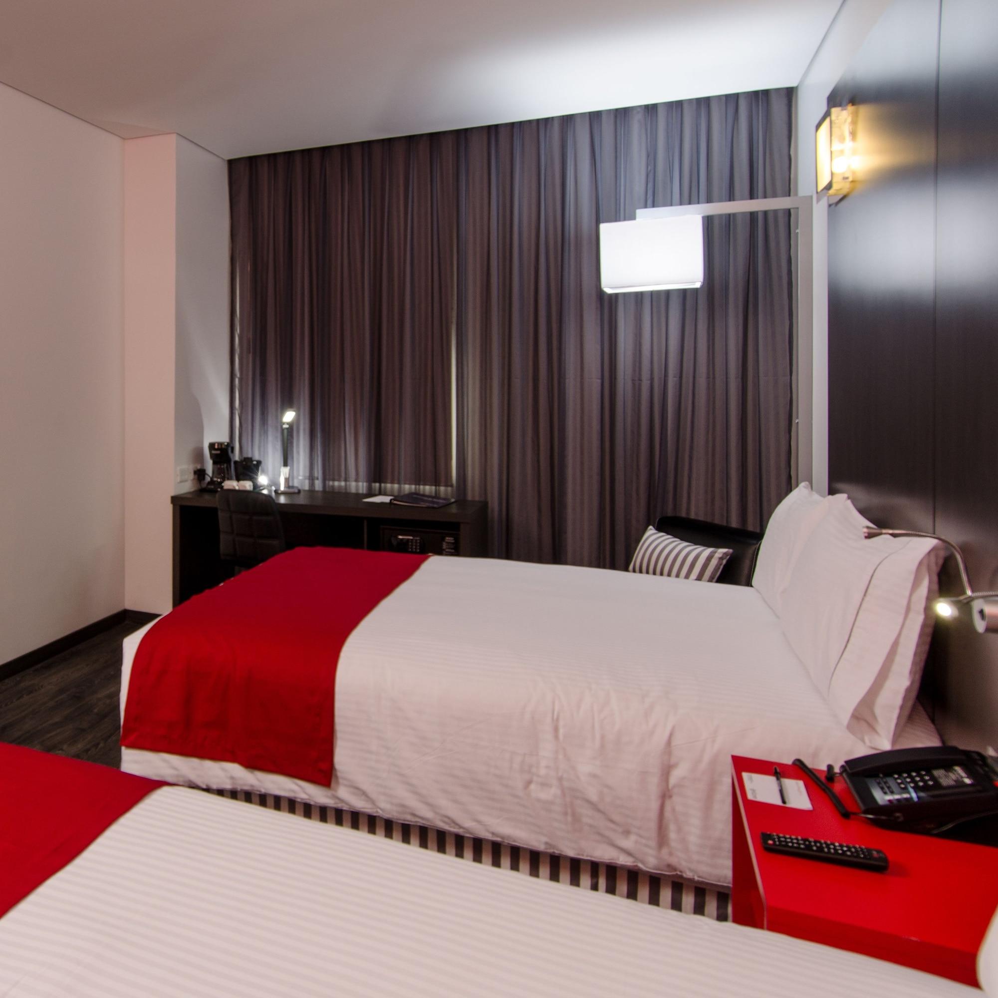 Ramada Encore By Wyndham Guadalajara Sur Palomar Exterior foto