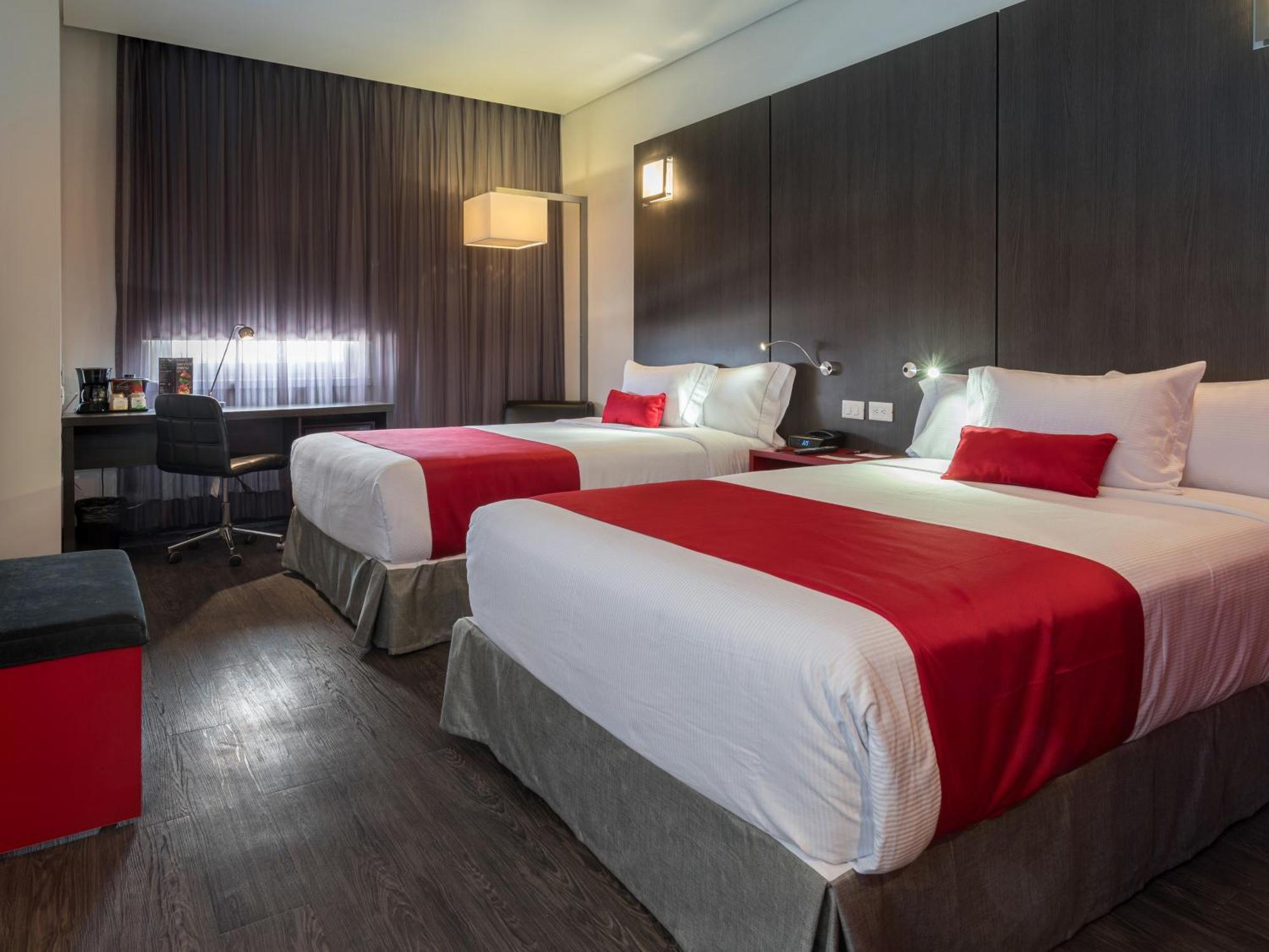 Ramada Encore By Wyndham Guadalajara Sur Palomar Exterior foto