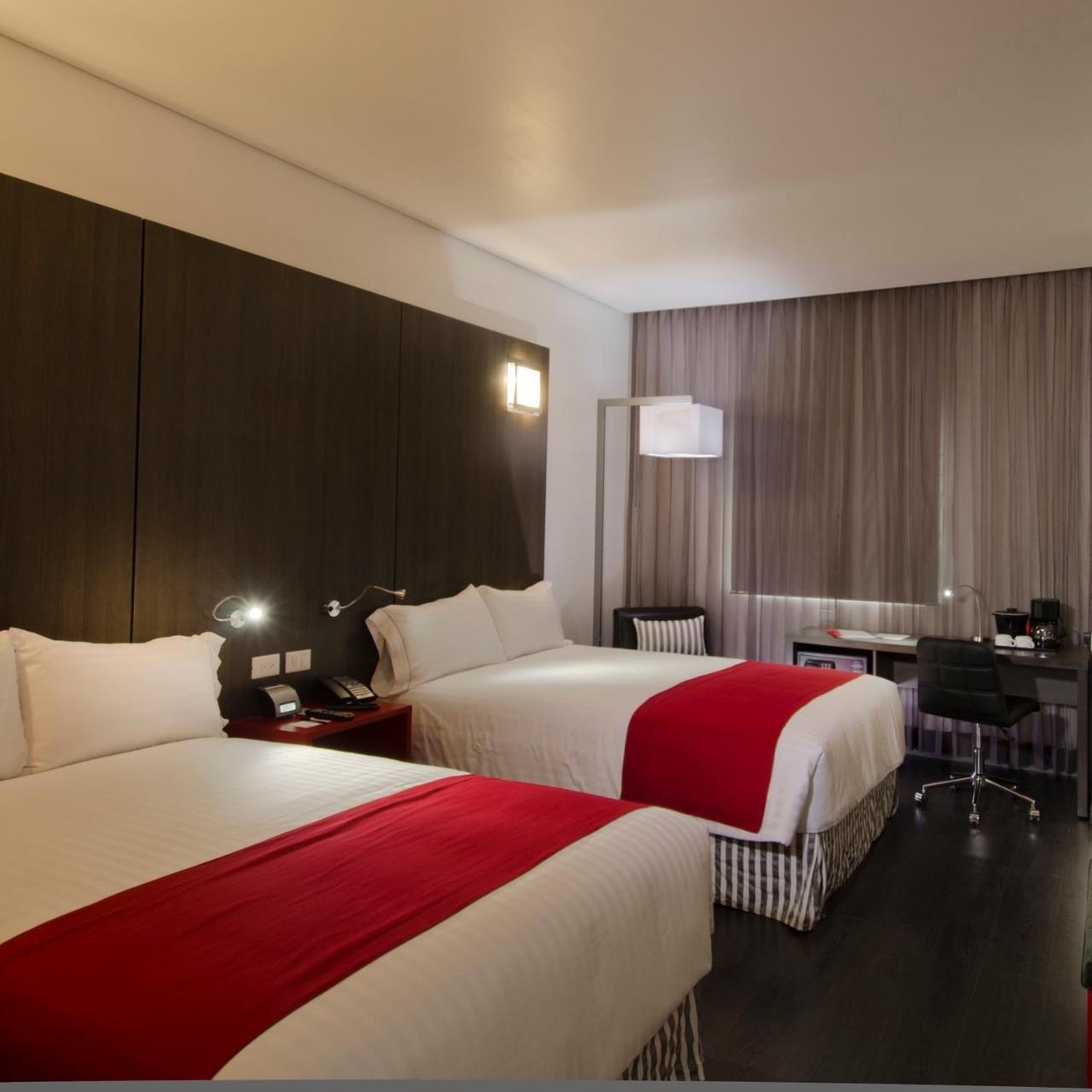 Ramada Encore By Wyndham Guadalajara Sur Palomar Exterior foto